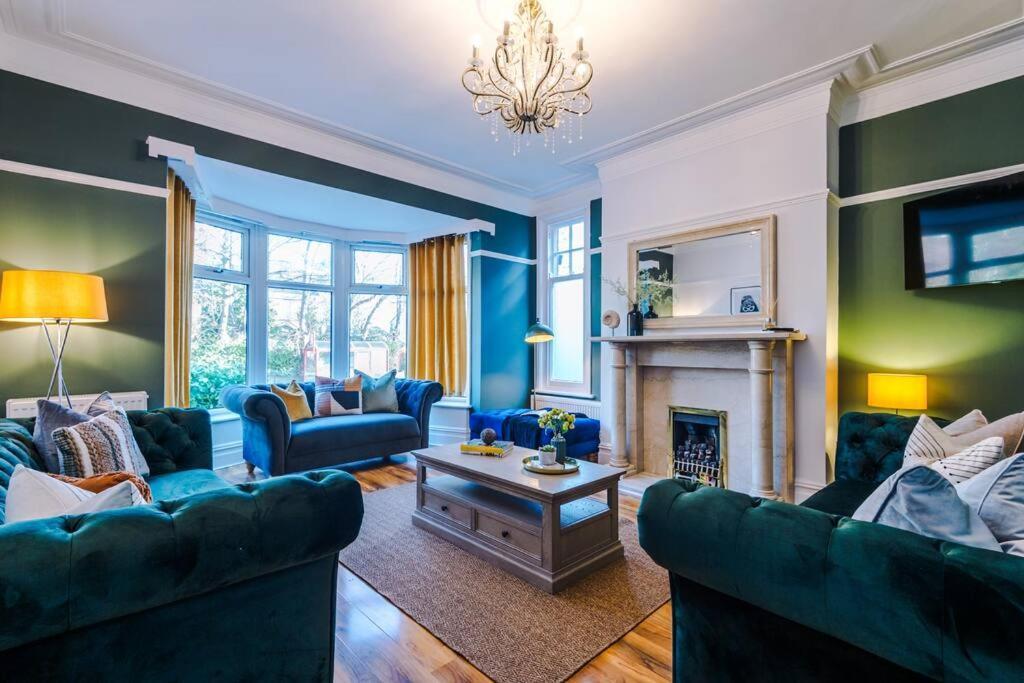 Huge House In Leeds 6Br Sleeps13 By Purestay Short Lets Meanwood Extérieur photo